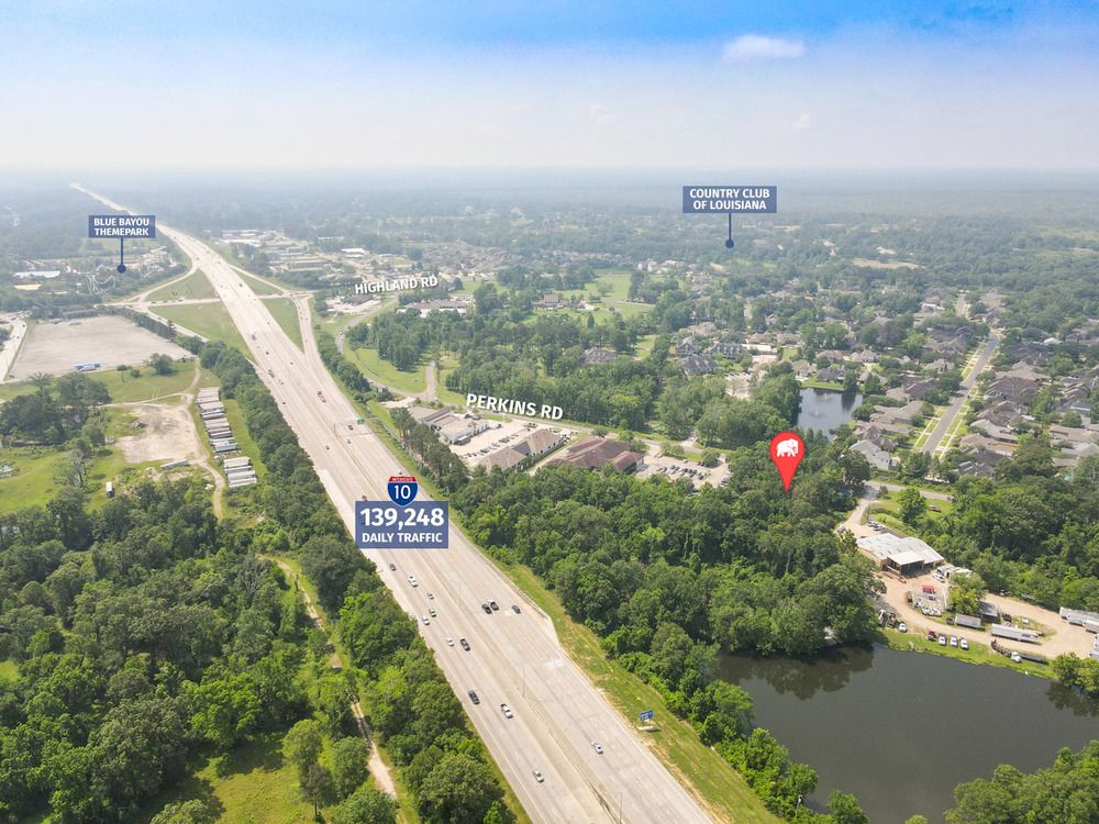 Vacant Tract on Perkins near Highland Rd: 17294 Perkins Rd, Baton Rouge, LA 70810